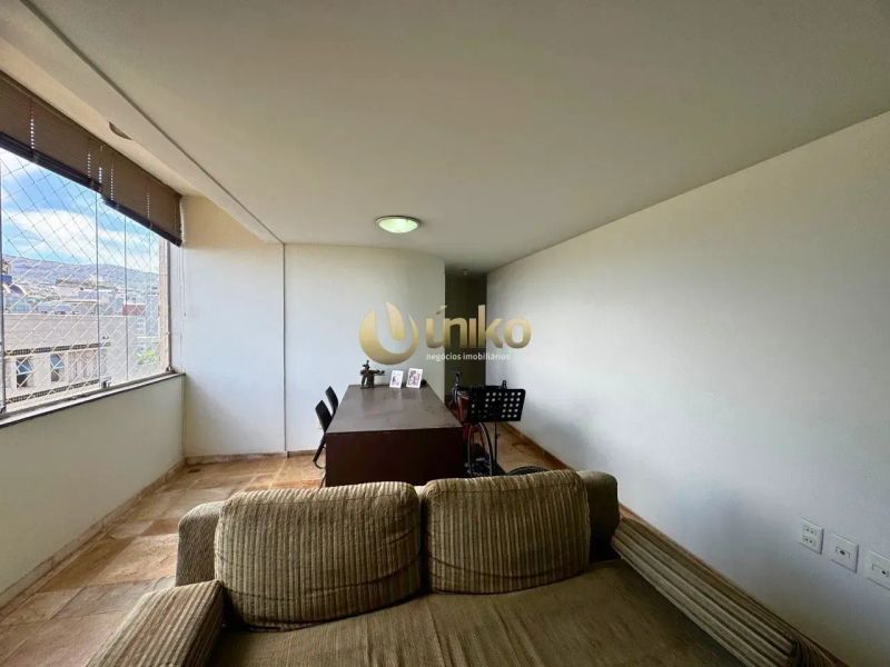 Apartamento com 2 quartos — Santa Efigênia, Belo Horizonte