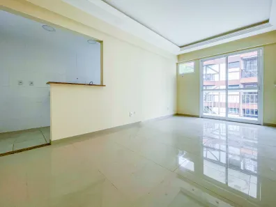 Apartamento com 2 Quartos à venda, 70m² no Corrêas, Petrópolis