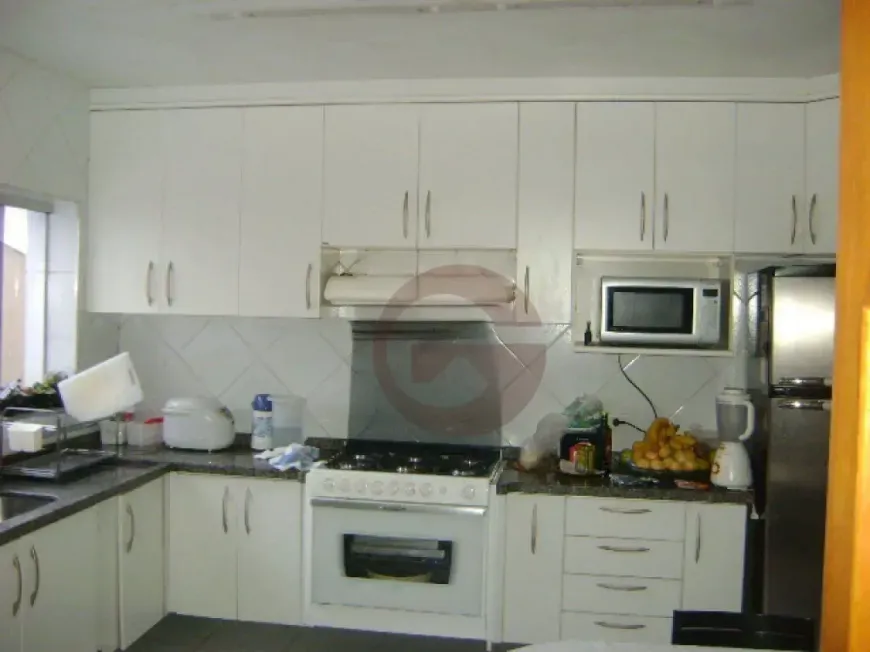 Foto do imóvel - Sobrado à venda com 4 quartos, 2 suítes e piscina no condomínio, aceita animais em