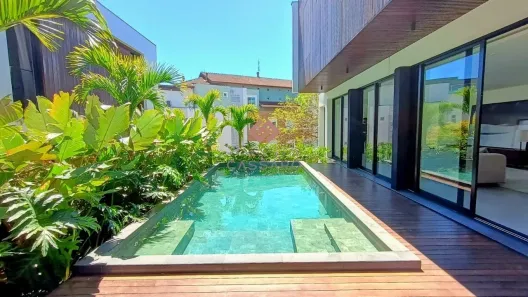 Casa de Condomínio com 3 Quartos à venda, 484m² no Cacupé, Florianópolis