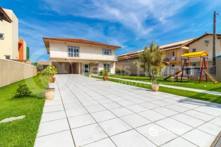 Casa com 5 Quartos para alugar, 312m² no Campeche, Florianópolis