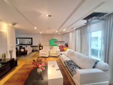 Sobrado com 3 Quartos à venda, 474m² no Vila Gilda, Santo André