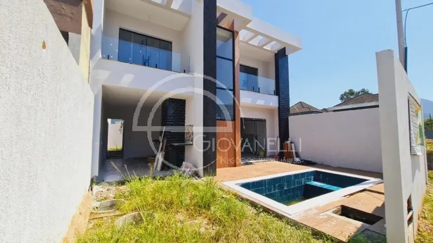 Foto do imóvel - Casa de condomínio à venda com 3 quartos, 1 suíte, 250 m², 3 banheiros e 3 vagas em