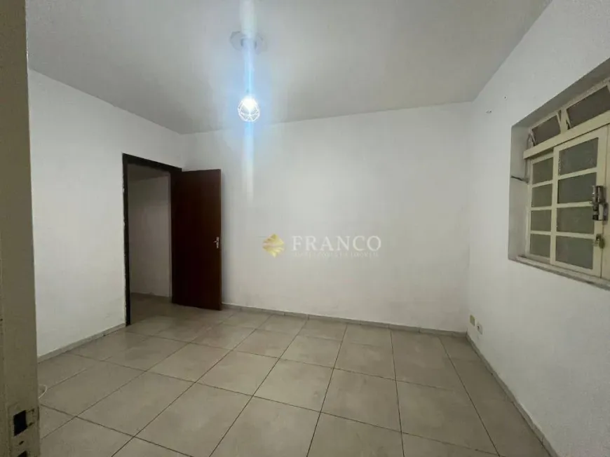 Foto do imóvel - Sobrado à venda com 3 quartos, 3 banheiros e 2 vagas na garagem em