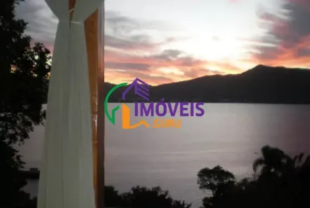 Casa com 5 Quartos para alugar, 280m² no Barra da Lagoa, Florianópolis