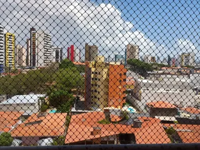 Apartamento com 2 Quartos para alugar, 56m² no Candelária, Natal