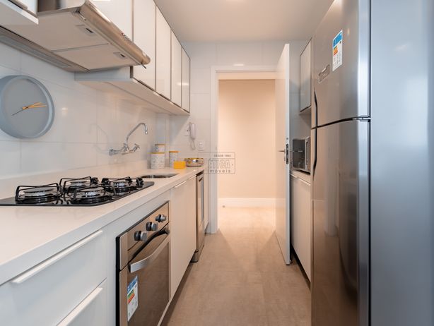APARTAMENTO com 3 dormitórios à venda com 135m² por R$ 1.279.921,17 no bairro Batel - CURITIBA / PR - foto 9