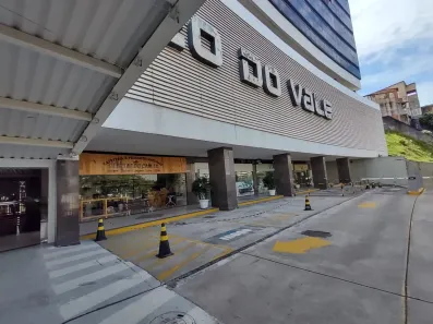 Loja / Salão / Ponto Comercial à venda, 49m² no Canela, Salvador