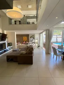 Casa com 4 Quartos à venda, 344m² no Itacorubi, Florianópolis