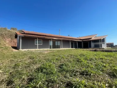 Fazenda / Sítio / Chácara com 2 Quartos à venda, 165m² no Ibiúna, Ibiúna