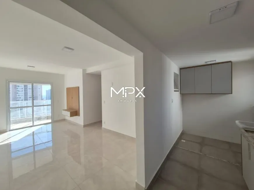 Foto do imóvel - Apartamento para alugar com 3 quartos, 1 suíte, de 78 a 84 m², 2 a 3 vagas e varanda em