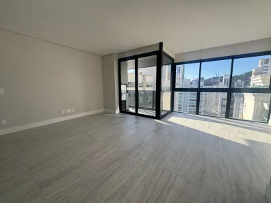 Apartamento com 4 Quartos à venda, 146m² no Pioneiros, Balneário Camboriú