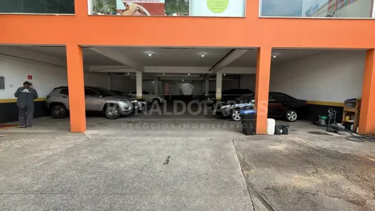 Prédio Inteiro à venda, 850m² no Vila Sofia, São Paulo