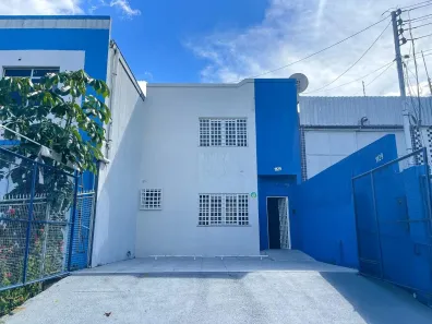 Prédio Inteiro à venda, 300m² no Centro, Manaus