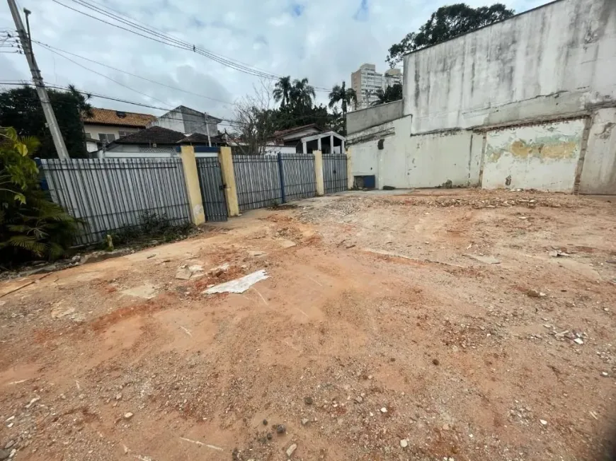 Foto do imóvel - Terreno comercial à venda de 468 m² em condomínio fechado próximo ao Metrô Alto Da Boa Vista em