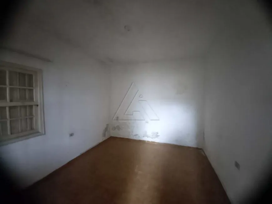 Foto do imóvel - Casa à venda com 2 quartos, 1 suíte, 141 m², 2 banheiros e 3 vagas na garagem em