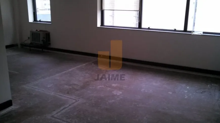 Foto do imóvel - Imóvel comercial à venda com 40 m², 2 banheiros e 2 vagas na garagem próximo à Estação Clínicas.
