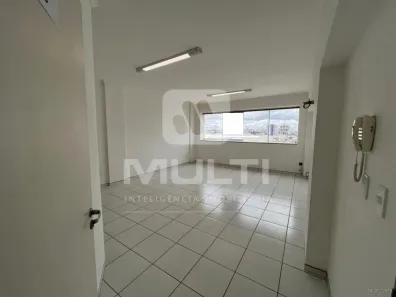Prédio Inteiro com 1 Quarto para alugar, 34m² no Centro, Uberlândia
