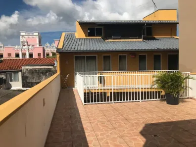 Prédio/Edifício Inteiro com 8 Quartos à venda, 255m² no Lagoa da Conceição, Florianópolis