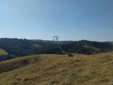à venda, 1m² no , Cunha