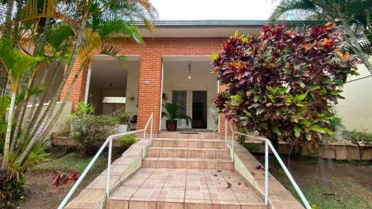 Casa Comercial com 4 Quartos à venda, 328m² no Centro, Sorocaba
