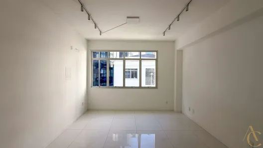 Conjunto Comercial / Sala para alugar, 17m² no Centro, Florianópolis