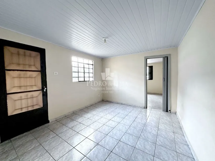 Foto do imóvel - Casa à venda com 1 quarto, 1 banheiro, 1 vaga na garagem e quintal em