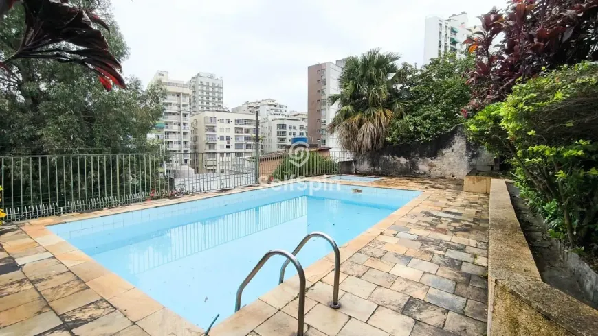 Foto do imóvel - Casa para alugar com 230 m², 4 quartos, 2 banheiros, 2 vagas
