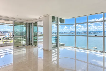 Apartamento com 4 Quartos à venda, 211m² no Centro, Florianópolis