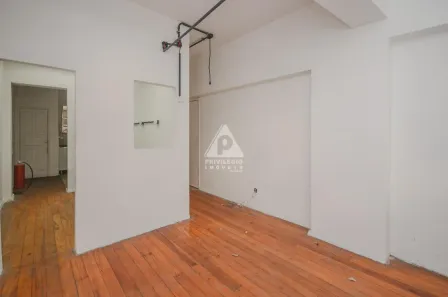 Conjunto Comercial / Sala à venda, 12m² no Copacabana, Rio de Janeiro