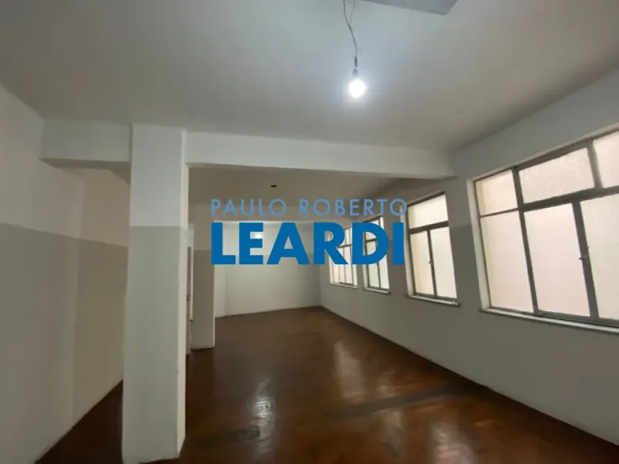 Foto do imóvel - Ponto comercial loja box para alugar com 210 m², 4 banheiros e aceita animais próximo ao Metrô.