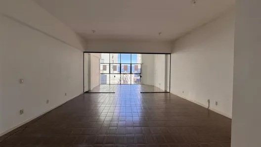 Conjunto Comercial / Sala à venda, 73m² no Centro, Florianópolis