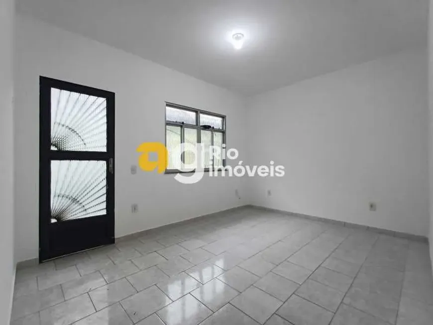 Foto do imóvel - Casa de Vila para alugar com 40 m², 1 quarto, 1 banheiro, 1 vaga