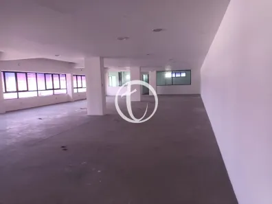 Loja / Salão / Ponto Comercial com 1 Quarto à venda, 351m² no Caminho das Árvores, Salvador