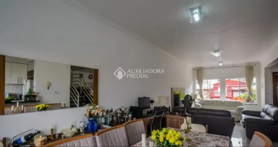 Sobrado com 3 Quartos à venda, 255m² no Vila Curuçá, Santo André