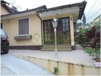 Casa com 3 Quartos à venda, 120m² no Valparaíso, Petrópolis