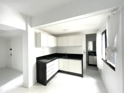 Studio com 1 Quarto para alugar, 40m² no Centro, Florianópolis