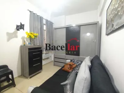 Kitnet com 1 Quarto para alugar, 19m² no Centro, Rio de Janeiro