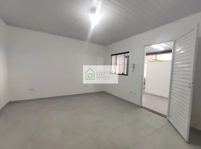 Casa com 2 Quartos para alugar, 60m² no Bangú, Santo André