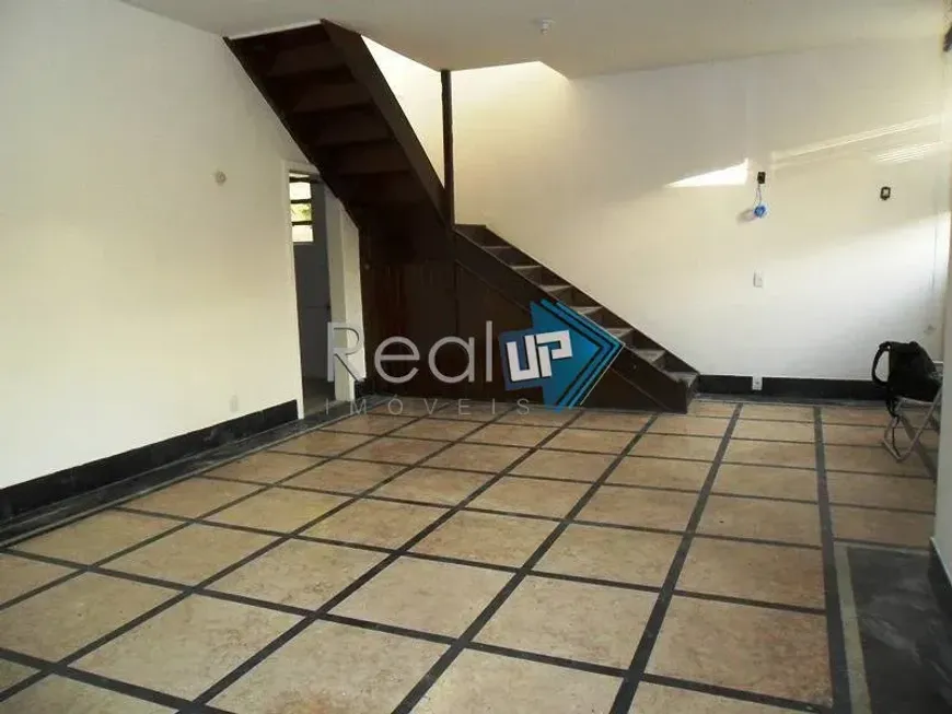 Foto do imóvel - Real Up Vende: Cobertura gigante no tradicional bairro da