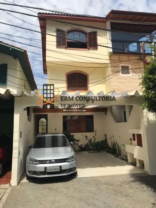 Foto do imóvel - Casa à venda com 4 quartos, 3 banheiros e 2 vagas na garagem em
