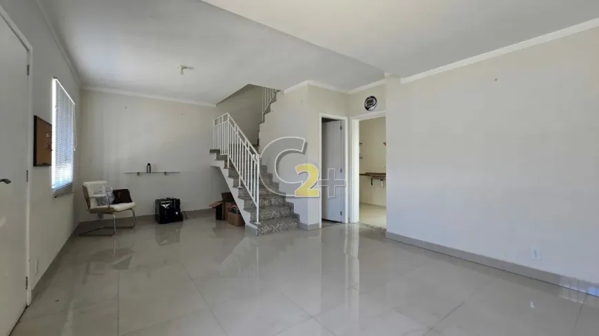 Foto do imóvel - Casa de condomínio à venda com 3 quartos, 1 suíte, 85 m², 2 banheiros e 3 vagas na garagem em