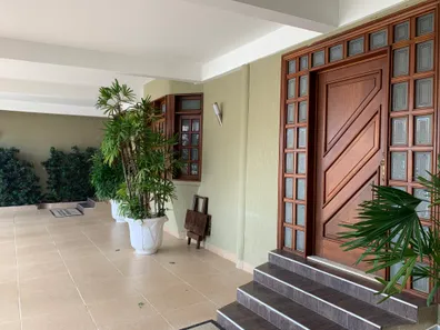Casa com 3 Quartos à venda, 455m² no Jardim América, Goiânia