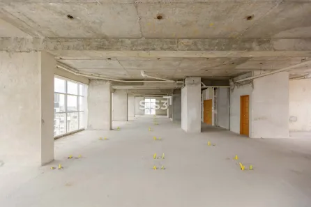 Conjunto Comercial / Sala com 16 Quartos à venda, 649m² no Batel, Curitiba
