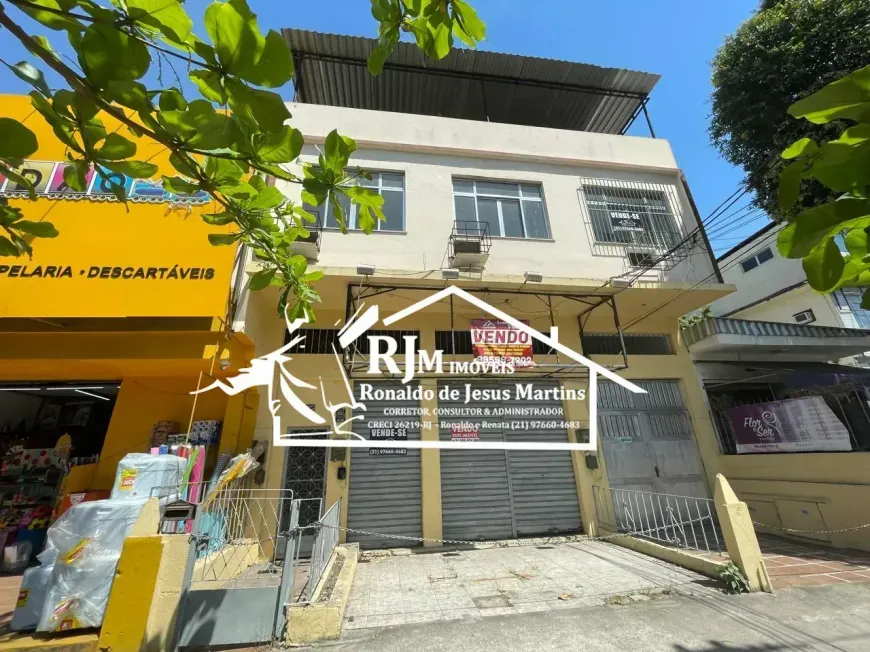 Foto do imóvel - RETAIL_CENTER à venda com 5 quartos, 4 banheiros e 225 m² em