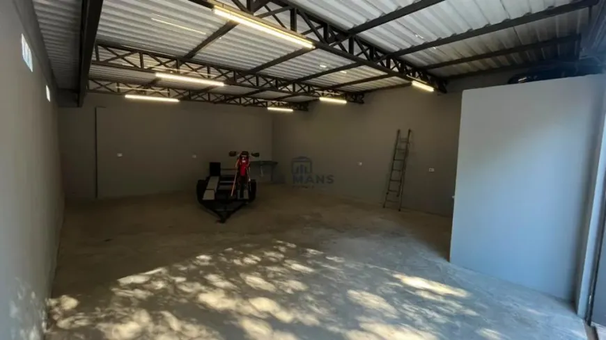 Foto do imóvel - Galpão/Depósito/Armazém para alugar com 130 m², 2 banheiros, 5 vagas