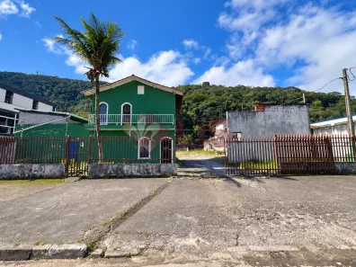 Prédio/Edifício Inteiro com 3 Quartos para alugar, 300m² no Sumaré, Caraguatatuba