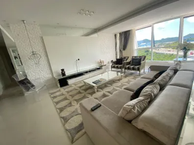 Apartamento com 4 Quartos à venda, 220m² no Centro, Balneário Camboriú
