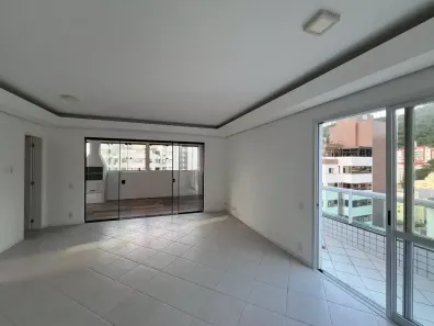 Apartamento com 3 Quartos à venda, 146m² no Centro, Florianópolis