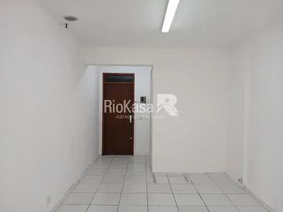 Conjunto Comercial / Sala para alugar, 30m² no Centro, Rio de Janeiro